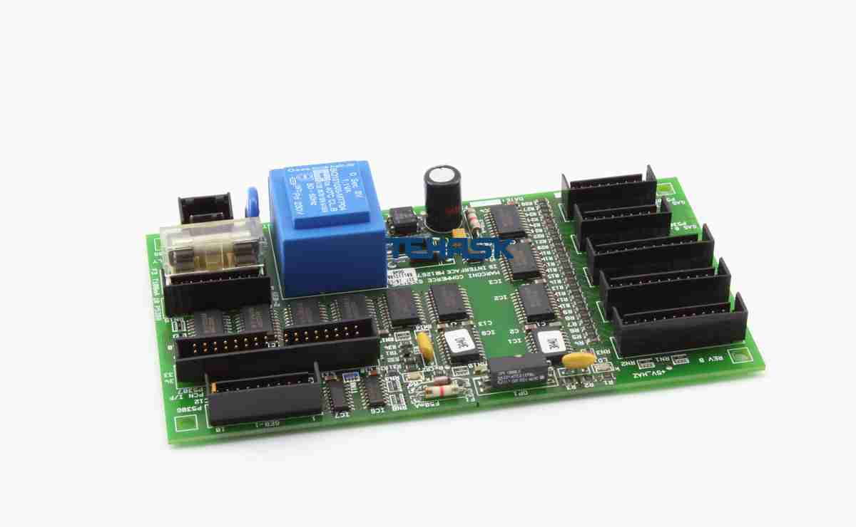 140761716 Плата интерфейсная для ТРК SK700